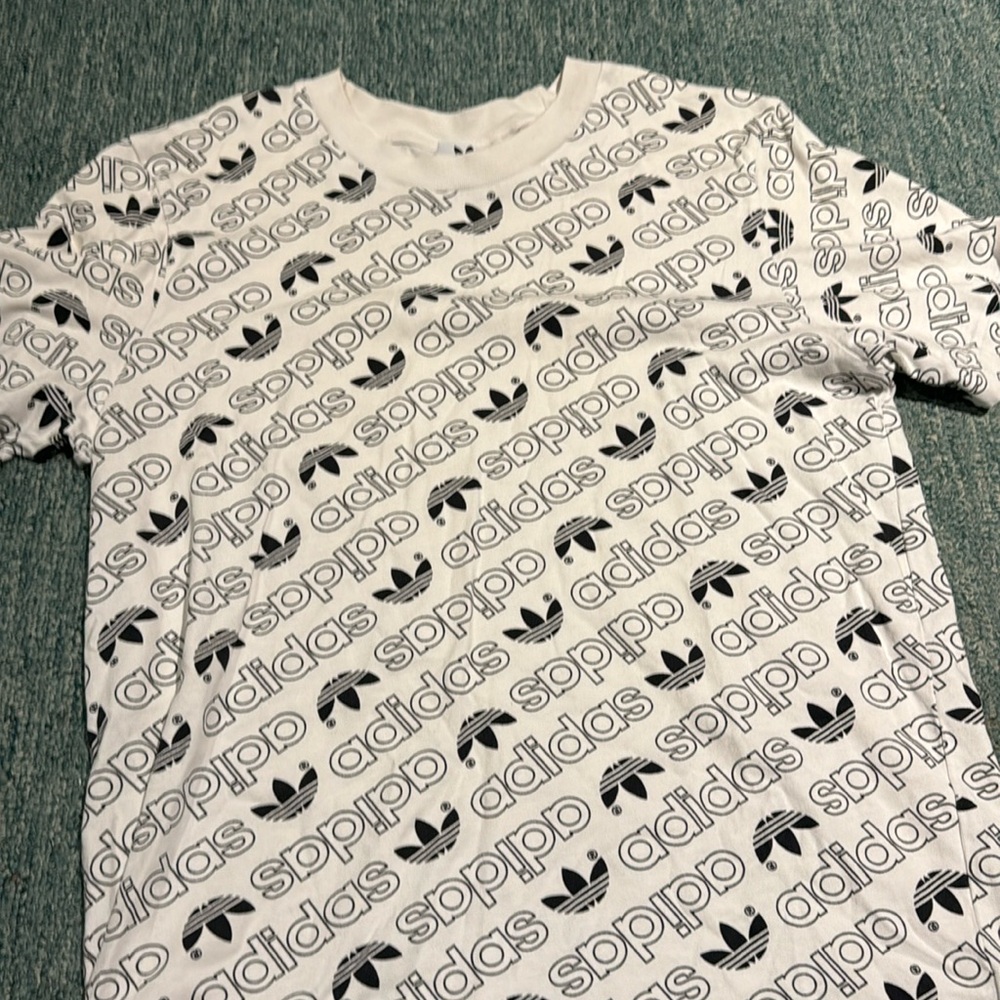 Adidas T